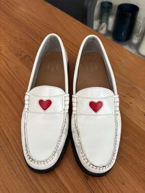 G.H. Bass & Co. Weejuns Whitney Love White Leather Red Heart Loafers